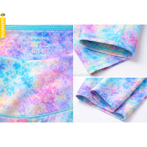 Conjunto de Yoga a Precio de Fábrica, Leggings OEM Transpirables, 100% Poliéster, 220 g/m², Bloques de Color, Estampado, Cintura Completa con Cordón y Cinturón en Forma de V - Product Image 4