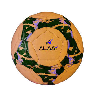 Ballon de football en PU lumineux de haute qualité, taille personnalisée, 5 lumières, ballon de football qui brille dans le noir pour l'entraînement - Product Image 6