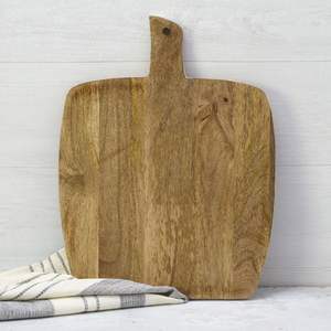 Planche à découper artisanale en bois rustique, idéale pour la cuisine, pour couper les légumes, le fromage, robuste, durable, en bois naturel. - Product Image 6
