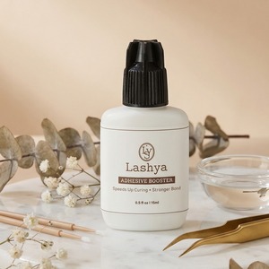 [Lashya] กาวติดขนตาแบบไฮบริด 15 มล. กาวติดขนตาแบบกันความชื้น - Product Image 1