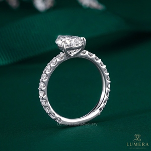 แหวนเพชรทรงลูกแพร์ สี E ความสะอาด VVS2 แหวนแต่งงานแบบโซลิแทร์ระดับพรีเมียม เครื่องประดับชั้นดี ของขวัญสำหรับเธอ แหวนหรูหรา - Product Image 3