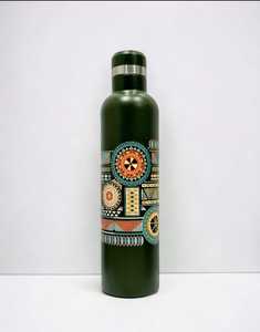 Botella ayurvédica de cobre puro con etiqueta impresa de la marca para tiendas de productos orgánicos al precio más bajo - Product Image 6