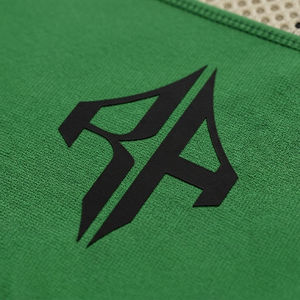 Pantalones cortos de ciclismo con diseño personalizado, material impreso Technics, poliéster/spandex, calidad premium de RIVIAN ATLANTIC - Product Image 4
