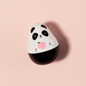 Etude House ti manca la crema per le mani del Panda affascinante da 30ml di lozioni e creme - Product Image 1