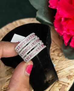 Anillo de cóctel geométrico para mujer, chapado en rodio, aleación con circonita cúbica, corte esmeralda, engaste de canal, joyería glamurosa para fiesta - Product Image 2
