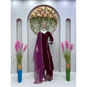 ชุดปาร์ตี้ชุดท็อปและล่างสุดสวยของผู้หญิงพร้อมชุด dupatta - Product Image 2