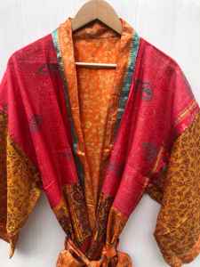 Robe Kimono en Soie Faite Main Indienne, Imprimé Floral, Col en V, Fermeture à Cordon, Longue, Manches Longues, Douce, pour Plage et Soirées, Vente en Gros - Product Image 5