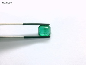 Cristal de Esmeralda Verde 3A, Esmeralda Zambiana Natural, Corte Octogonal Facetado, 3.61ct, Gema Suelta de Alta Calidad para Anillo Hecho a Mano - Product Image 2