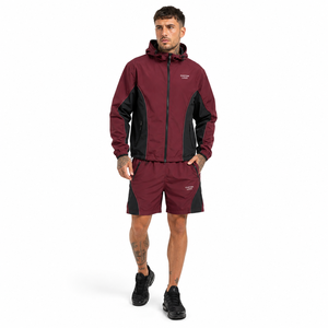 Ensemble veste coupe-vent et short en nylon léger pour homme, personnalisé en usine, fabricant de survêtements en nylon et polyester - Product Image 1