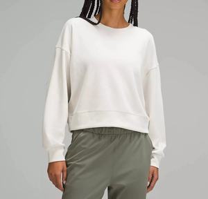 Wholesale Long Sleeve Crewneck Crop Top Casual Solid Cropped Pullover Design Long Sleeve Multi Color Breathable Women Sweatshirt - Product Image 1