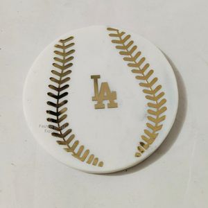 Dessous de verre en marbre incrusté de laiton fabriqués à la main Sous-verres en pierre uniques pour bureau à domicile Accessoires de décoration de table de bar élégants-Los - Product Image 5