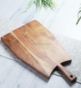 Tabla de cortar de madera elegante Diseño elegante único Madera de la mejor calidad para cortar verduras Forma rectangular Lavavajillas de 3cm de espesor - Product Image 3