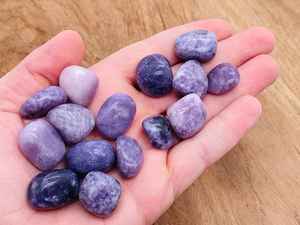 Vente en gros de cristaux de guérison, pierres semi-précieuses, pierres de Lepidolite polies - Product Image 3