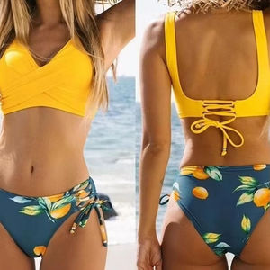 Ensemble de bikini jaune croisé de haute qualité pour femme, imprimé fruits, bas à nouer sur les côtés, maillot de bain extensible, idéal pour l'été - Product Image 4