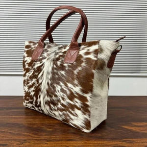 กระเป๋าหนังวัวแท้พิมพ์ลาย ขนสัตว์แท้ สะพายไหล่/สะพายข้าง สำหรับผู้หญิง ทนทาน ใช้งานได้หลากหลาย หรูหรา ทันสมัย ผลิตตามสั่ง - Product Image 3