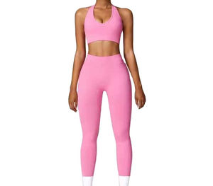 Ensemble de yoga lavande de haute qualité pour femme : Soutien-gorge de sport sans couture à dos nu et leggings taille haute respirants, écologiques, avec logo frontal - Product Image 2