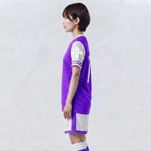 Camiseta de Fútbol de Manga Corta para Mujer, Color Morado y Blanco, con Estampado Sublimado, 100% Poliéster de Alta Calidad, por RIVIAN ATLANTIC - Product Image 4