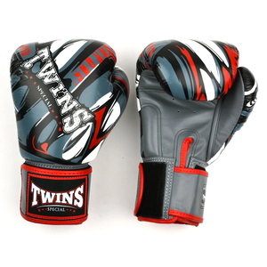 Guantes de boxeo personalizados TWINS con estampado digital, de primera calidad, de cuero genuino de vaca, con cierre de velcro. - Product Image 3