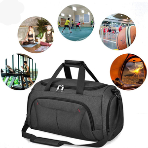 Sac de sport grande capacité avec logo personnalisé, bagage de voyage léger, sac de gym avec compartiment sec et humide - Product Image 6