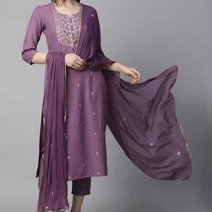 Kurtis à manches col en V Reyon naturel pour femmes vêtements en soie ethnique élégants pour fête décontractée occasions festives Style indien pakistanais - Product Image 3