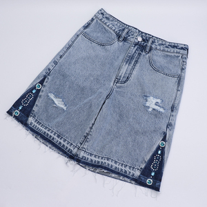 Nouveauté 2026 : Short en jean pour homme, design personnalisé, respirant, style streetwear, coupe ample, en denim délavé, avec strass - Product Image 1