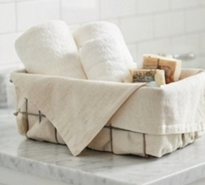 Panier de rangement en fil métallique fait main, métal de haute qualité avec poignée élégante, parfait pour la décoration intérieure, base robuste, revêtement en poudre noire - Product Image 4