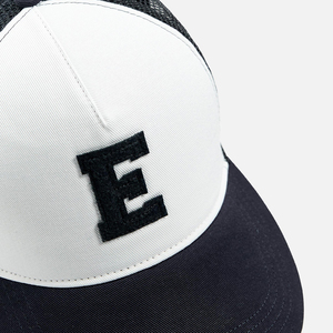 Gorra de Béisbol Moderna y a la Moda, de Lujo, Bordada, Ajustable, de Algodón, Venta al Por Mayor Directa de Fábrica OEM - Product Image 3