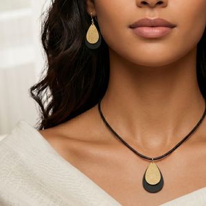 Ensemble de bijoux tendance en acier inoxydable noir en forme de goutte d'eau pour fête, fiançailles, cadeau avec emballage personnalisé - Product Image 3