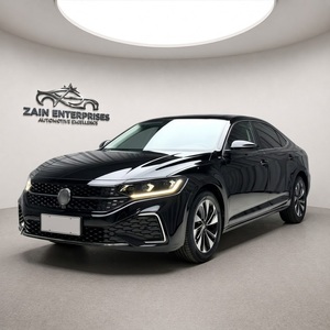 รถโฟล์คสวาเกน พาสสาท ปี 2023 รุ่นซีดาน 280TSI เบนซิน เกียร์อัตโนมัติ ไฟหน้า LED ล้อแม็ก R18 เบาะหนัง ระยะทาง 1-25000 ไมล์ - Product Image 1