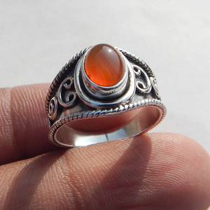 Elegante y Hermoso Anillo de Cornalina en Plata de Ley 925, Joyería de Diseño - Product Image 3