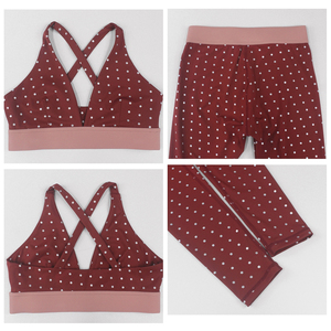 Ensemble de vêtements de sport personnalisés à pois pour femmes, fabricant et fournisseur de vêtements de fitness et de yoga (soutien-gorge et leggings) - Product Image 6