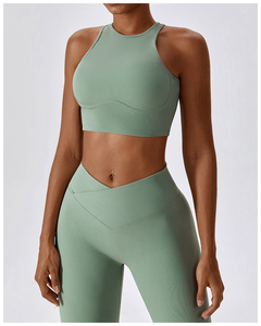Ensemble de yoga 3 pièces OEM pour femme en Spandex/Polyester sans couture, comprenant un T-shirt uni, un short cycliste, un haut long, une tenue de sport, une brassière de sport et un short taille haute - Product Image 3