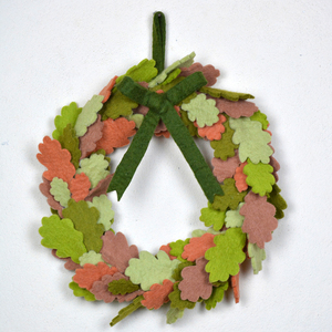 Modern Natural Woolen Felt Leaf Wreath for Home & Commercial <b>Decoration</b> | Eco-Friendly Custom Design - Product Image 1