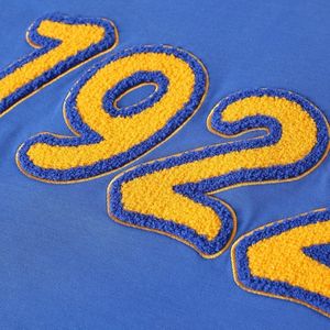 T-shirt Sigma Gamma Rho 1922 en chenille bleu roi avec bordure dorée, manches courtes, coton doux, coupe élégante et de qualité supérieure - Product Image 5