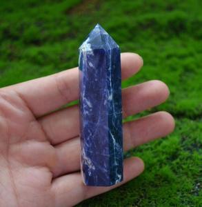 Tour en cristal de sodalite Muntaha, obélisque de qualité supérieure, fait main, gravé, taille 3-4,5 pouces, cadeau d'affaires ou pour la maison, vente en gros - Product Image 3