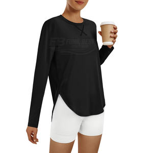 Hauts de sport ajustés pour femmes fabriqués en usine, protection solaire UPF 50+, respirants et à séchage rapide pour la course et la gym - Product Image 1