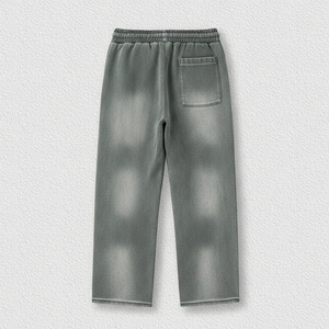 Pantalon de survêtement rose évasé pour hommes, de haute qualité, avec bandes latérales blanches imprimées sur mesure et écussons étoiles noires audacieuses, vente en gros - Product Image 2