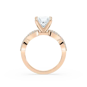 Anillo de compromiso con diamante de talla princesa de un quilate y piedras laterales, elegante y clásico, joyería para mujer, artesanía fina y atemporal. - Product Image 2