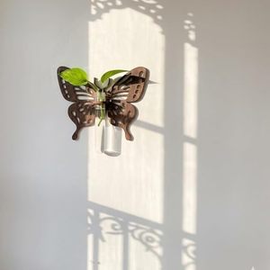 Vase mural papillon en bois, support de fleurs suspendu, étagère murale décorative pour salon, chambre à coucher, présentoir d'angle - Product Image 1