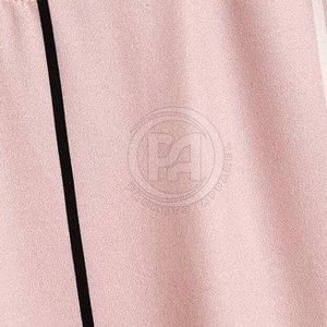 เสื้อยืดคอตตอน 100% สวมใส่สบาย พิมพ์โลโก้ตามสั่ง ดีไซน์โดดเด่น ทรงหลวม เสื้อยืดฤดูร้อนสำหรับผู้ชาย ดีไซน์สวย MOQ ต่ำ - Product Image 4
