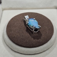 925 Silver Princess Cut Fine Jewelry Anhänger & Charms Neueste Trendy Excellent Quality Natural Rough Opal Edelstein Anhänger