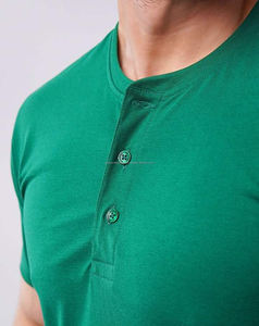 เสื้อยืดผ้าซาตินแขนสั้นสำหรับผู้ชายปรับแต่งได้สวมใส่สบายปกติด้วยดีไซน์โลโก้ทรงพอดีตัว - Product Image 4