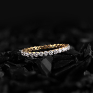 แหวนเพชรทรงกลมเพาะเลี้ยงในห้องปฏิบัติการ วงแหวนทองคำขาว 14K สำหรับผู้หญิง ของขวัญวันครบรอบ ผลิตและจำหน่ายโดยผู้ผลิตงานแฮนด์เมด - Product Image 1