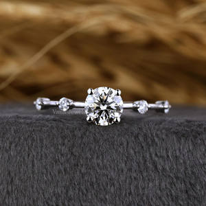 แหวนแต่งงานสีทองขาว14K สำหรับภรรยาแหวนแต่งงานครบรอบแต่งงานประดับเพชรตกแต่งด้วยแหวนสไตล์อินเทรนด์ - Product Image 1