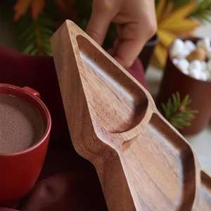 Wood <b>Christmas</b> <b>Tree</b> Serving Tray With 3 Compartments Varnished Finish Minimalist Design For <b>Table</b> Food Storage - Product Image 2