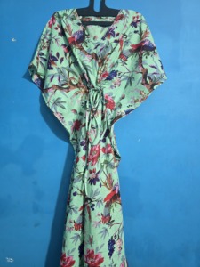 Caftán indio hecho a mano de algodón con estampado de pájaros, vestido ligero con estampado de pájaros, ropa de playa cómoda, estilo bohemio. - Product Image 6