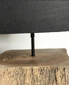 Lámpara de Pie con Base de Tronco de Acacia, Estilo Rústico, Madera Natural, Pantalla de Tela Marrón, Decoración Moderna para Sala de Estar o Dormitorio - Product Image 2