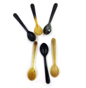 Cuchara de Latón Hecha a Mano, Diseño Art Deco Natural y Sostenible, Estilo Industrial, Utensilio Personalizado para Bodas, Servir y Cocinar - Product Image 3