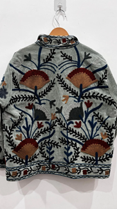 Veste en velours brodée à la main pour femme, légère et respirante, broderie florale, doublure en coton, veste courte, cadeau pour elle - Product Image 3