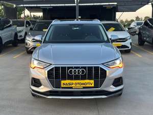 Audi Q3 Usado 2023 - Product Image 1